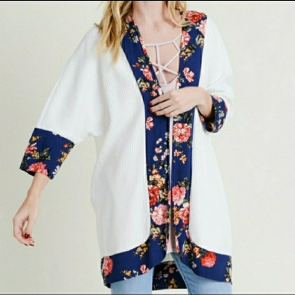 Bohemian Style Waffle Knit Cardigan - Picture 3 of 5